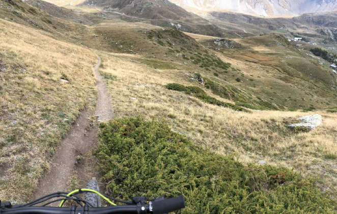 sulla ciclovia del Cervino in mtb